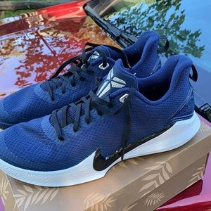 COPY - Never worn Nike Mamba size 11